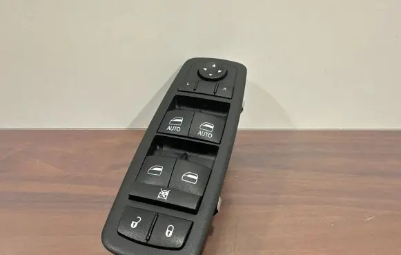 Chrysler Pacifica Electric window control switch 10123670