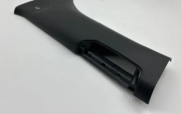 Jeep Grand Cherokee WL (B) pillar trim (top) I02615000DBR