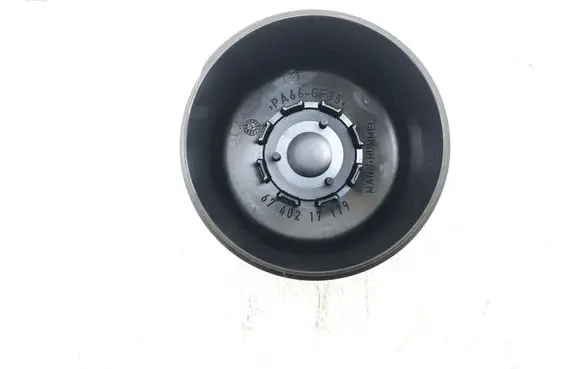 BMW 5 E60 E61 Oil filter cover 6740217179