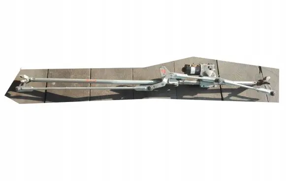 Citroen DS4 Front wiper linkage and motor