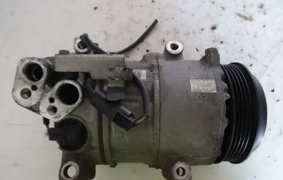 Mercedes-Benz A W169 Air conditioning (A/C) compressor (pump) A0022304711