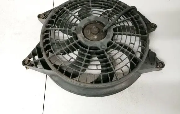 KIA Carens I Radiator cooling fan shroud
