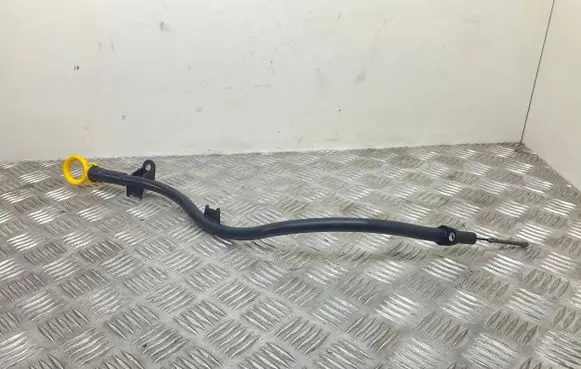 Volkswagen Polo V 6R Oil level dip stick 04B115629C 04B115611C