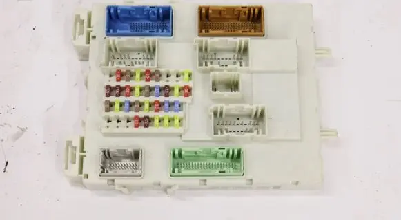 Ford Kuga II Fuse box set DV6T-14A073-FH