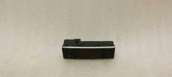 Mercedes-Benz E W212 Climate control unit A2048303290