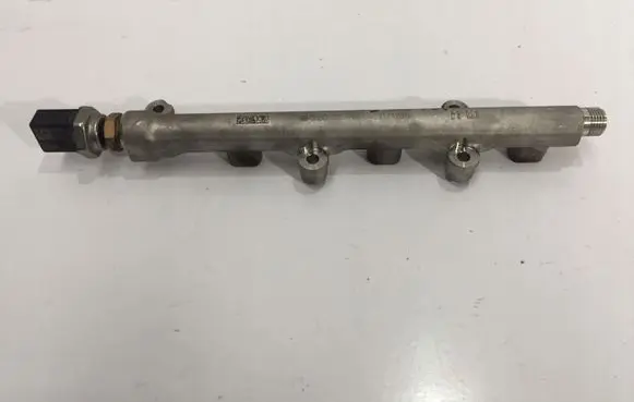 Seat Arona Fuel main line pipe 04C133320G