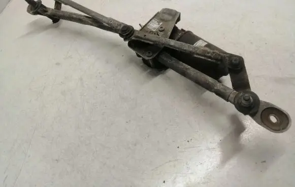 Mazda 3 I Front wiper linkage and motor BN8V67340 F00S2A2525