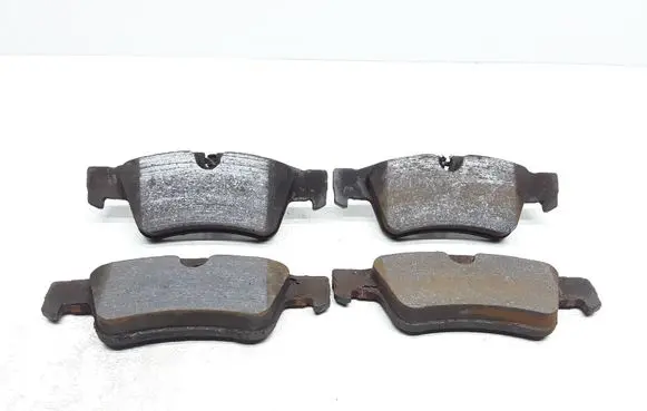 Mercedes-Benz ML W164 Brake pads (rear) 