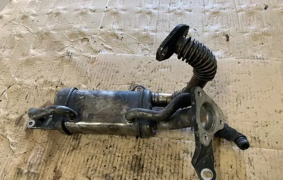Renault Megane IV EGR valve cooler 147357324R 70440049A