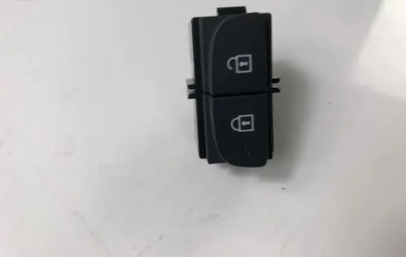 Volvo XC40 Central locking switch button 31456156