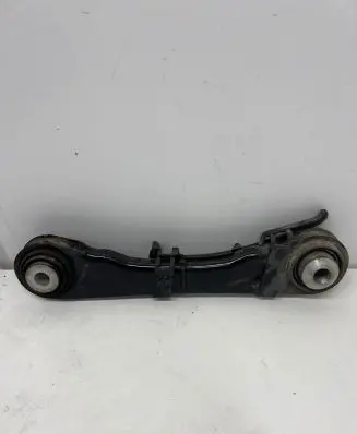 BMW 5 G30 G31 Rear upper control arm/wishbone 6867537 6867538