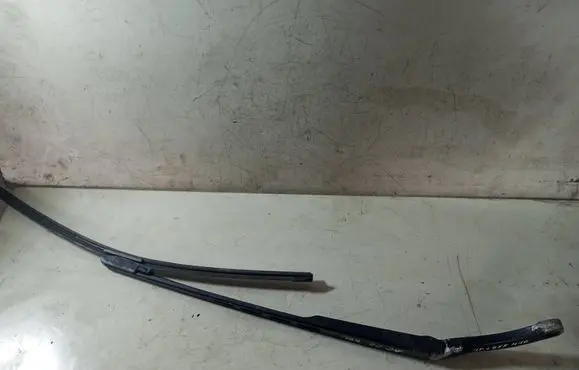 Audi A6 S6 C6 4F Front wiper blade arm 4F1955410
