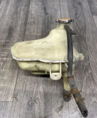 Peugeot 4007 Coolant expansion tank/reservoir PPGF20