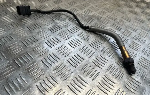 BMW i8 Lambda probe sensor 8617029 559084 0258027093