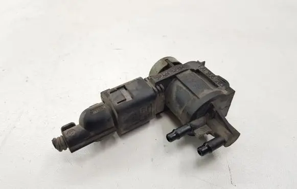 Volkswagen Sharan Vacuum valve 1J0906283C