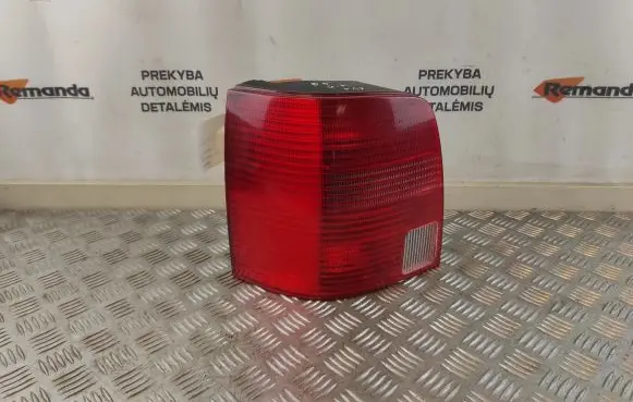 Volkswagen PASSAT B5 Rear/tail lights 3B9945111F
