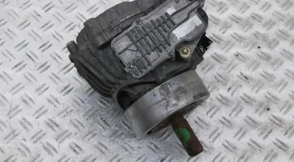 Porsche Macan (95B) Rear gearbox reducer/haldex oil pump 95B341010A