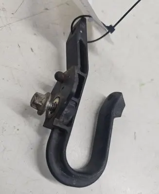 Opel Zafira A Radiator mount bracket 09202247