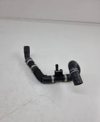 Engine coolant pipe/hose