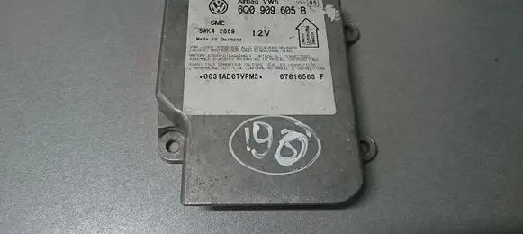 Volkswagen Golf IV Airbag control unit/module 6Q0909605B 5WK42869