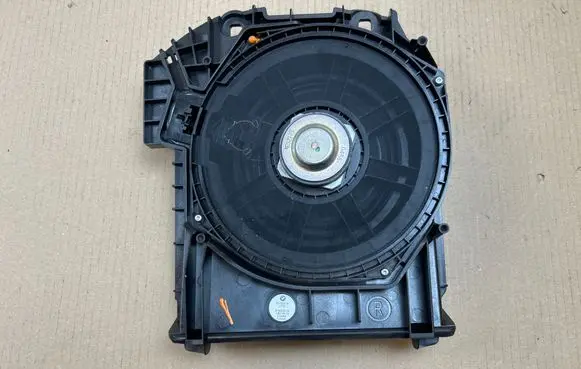 BMW 5 F10 F11 Subwoofer speaker 9195200
