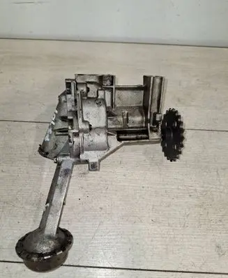 Renault Megane II Oil pump 8200307174