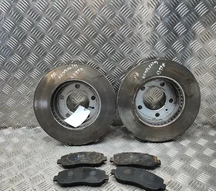 Opel Movano B Front brake disc 93197403 93167551