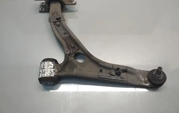 Mercedes-Benz GLA W156 Front control arm