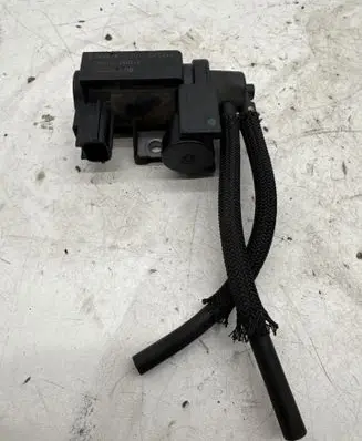 Toyota Auris 150 Turbo solenoid valve 258190R011