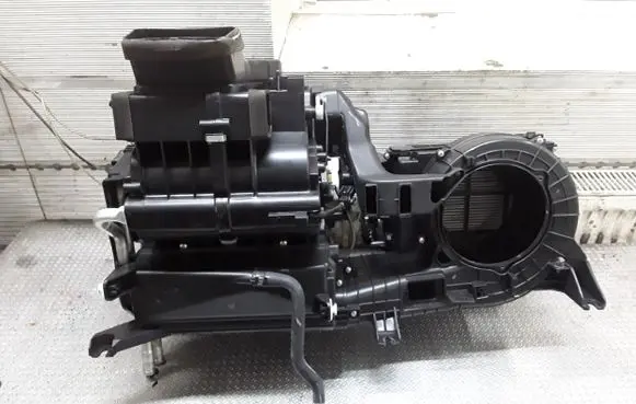 Interior heater climate box assembly