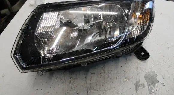 Dacia Sandero II Headlight/headlamp 260608494R