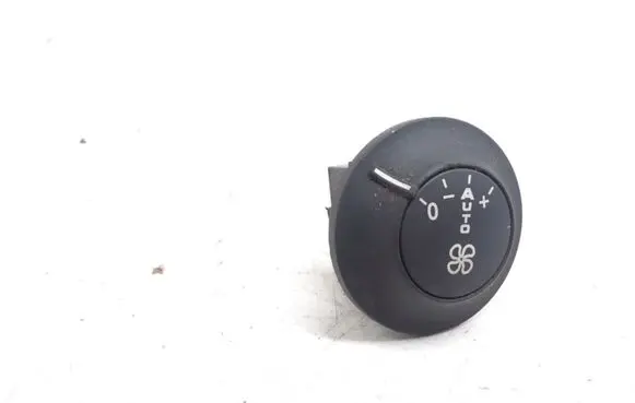 Peugeot 807 Interior fan control switch 1495745077 A53000700