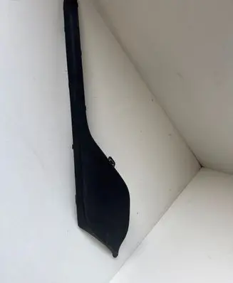 Front bumper splitter molding