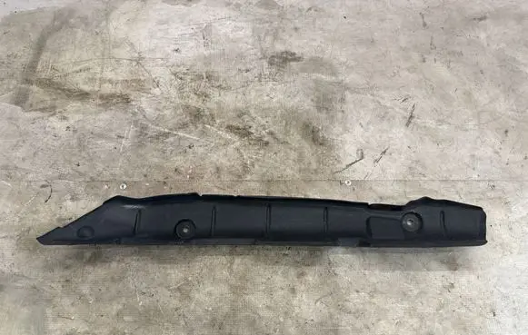 Audi A3 S3 8V Fender end trim 8V5821112