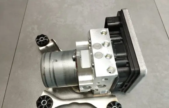 BMW 7 G11 G12 ABS Pump 6882933 54087079E