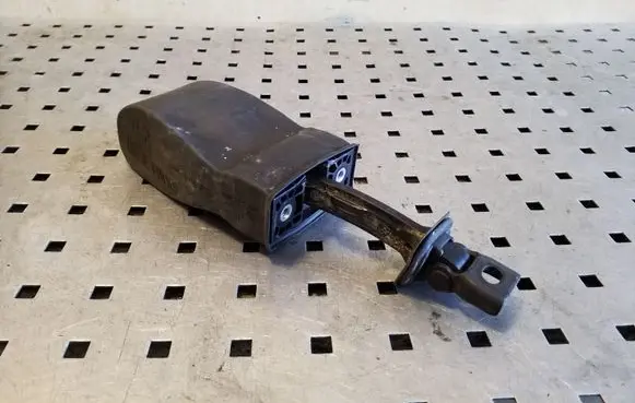 Volkswagen Tiguan Front door check strap stopper 5N0837267