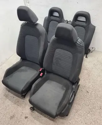 Seat set