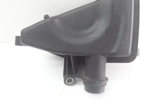 Intake resonator