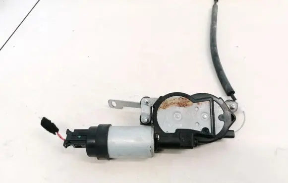 Volkswagen Phaeton Seat adjustment motor 2802500B