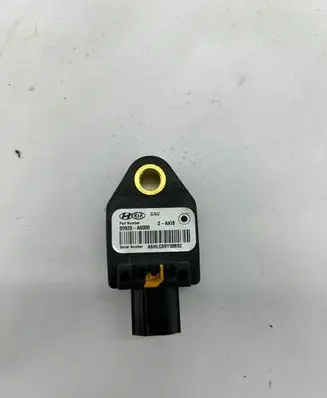 KIA Pro Cee'd II Airbag deployment crash/impact sensor 95920A6000 A6HL009Y50692