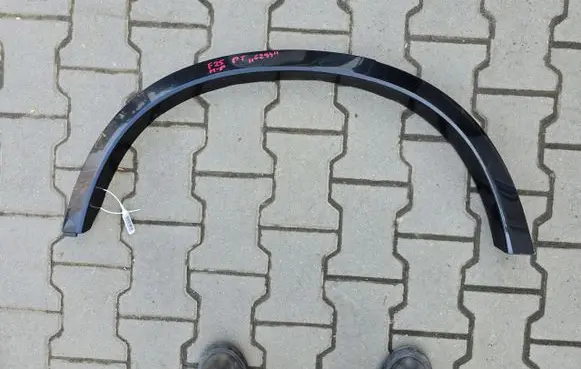 BMW X3 F25 Front arch trim 