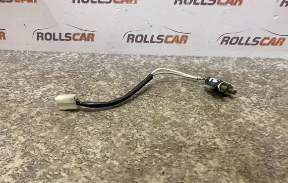 Mercedes-Benz Sprinter W901 W902 W903 W904 Sliding door contact joint 8018200254