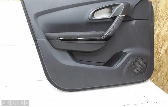 Renault Kadjar Front door card panel trim 809014053R