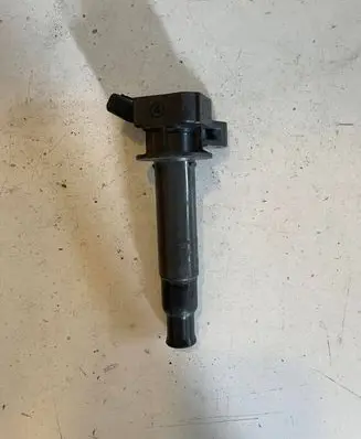 Toyota Corolla E120 E130 High voltage ignition coil 9008019019