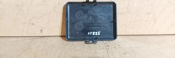 Jaguar XK8 - XKR Fuse box cover LJA2850AA LJA2850BA LJA2850BE