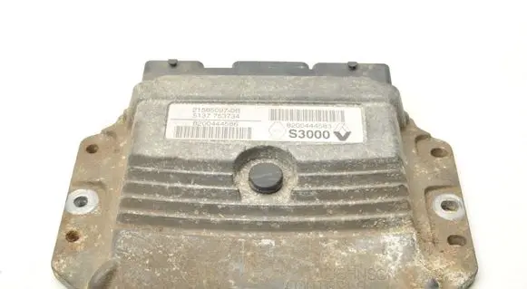 Renault Espace IV Engine control unit/module ECU 8200444583