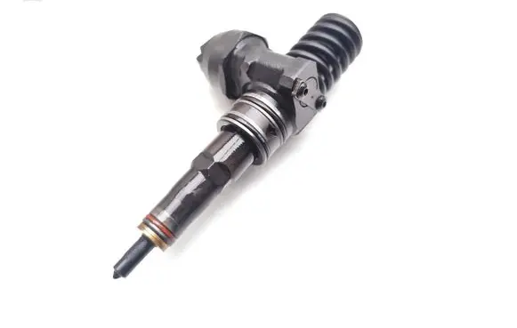 Volkswagen Golf V Fuel injector 038130073AG 0414720215