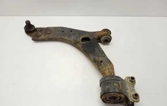 Ford Kuga I Front lower control arm/wishbone
