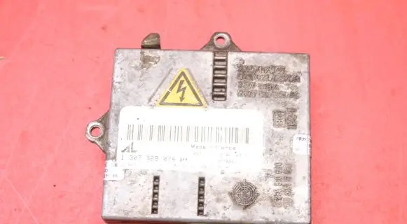 BMW 3 E46 Voltage converter/converter module 1307329074