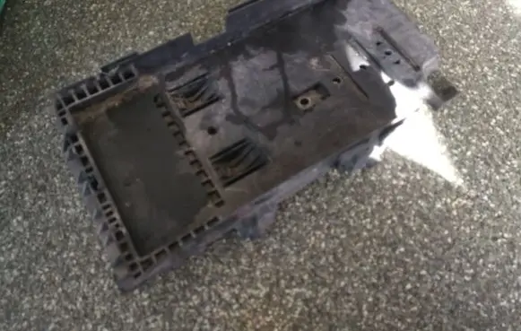 Ford S-MAX Battery tray 6G9110723AF